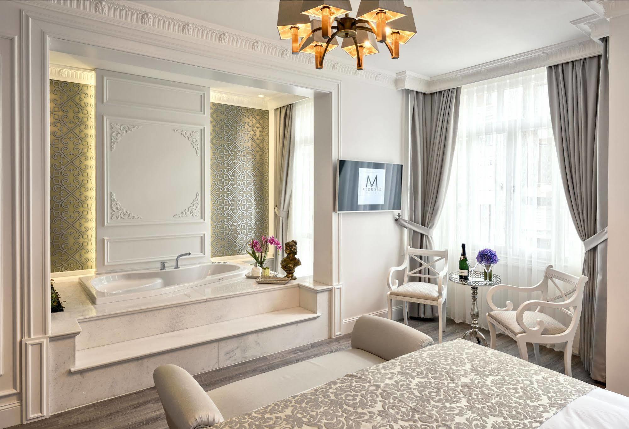 Mirrors Hotel Стамбул Екстер'єр фото